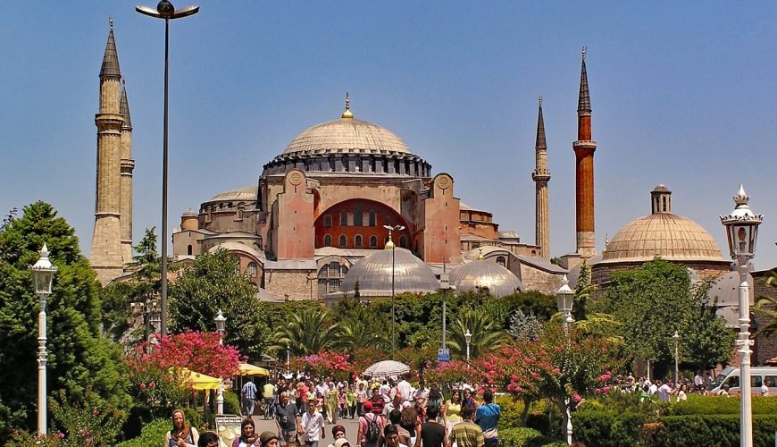 Top 10 Attractions Of Istanbul – A City With A Pride
